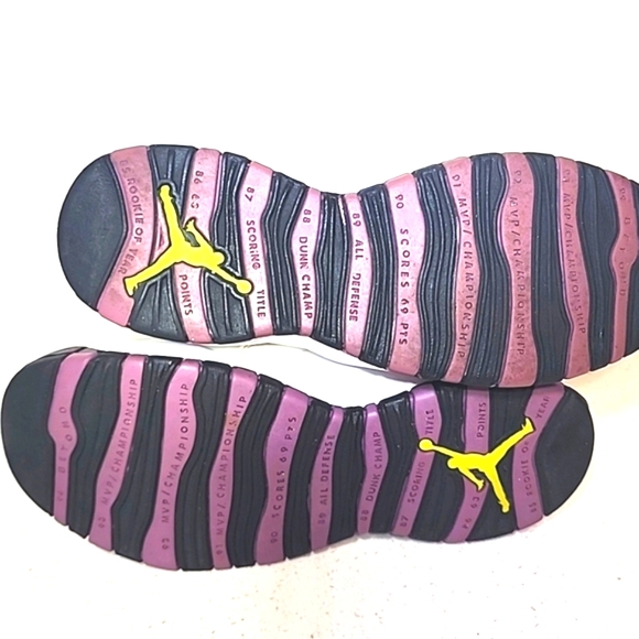 Air Jordans 10 Retro. Unisex. Size 5 Youth. Hard To Find Color Combo - Picture 6 of 16